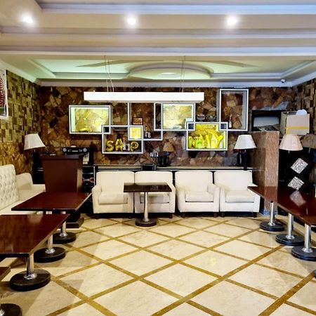 Triple One Hotel Suites Abbottabad Esterno foto